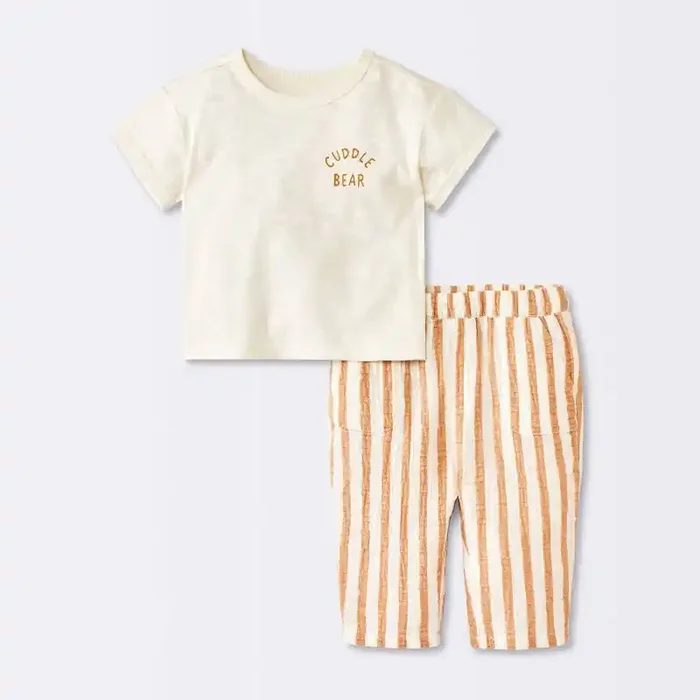 Baby Boys‘ 2pc Cuddle Bear T-Shirt and Striped Gauze Pant Set – Cloud Island™ Cream 0-3M