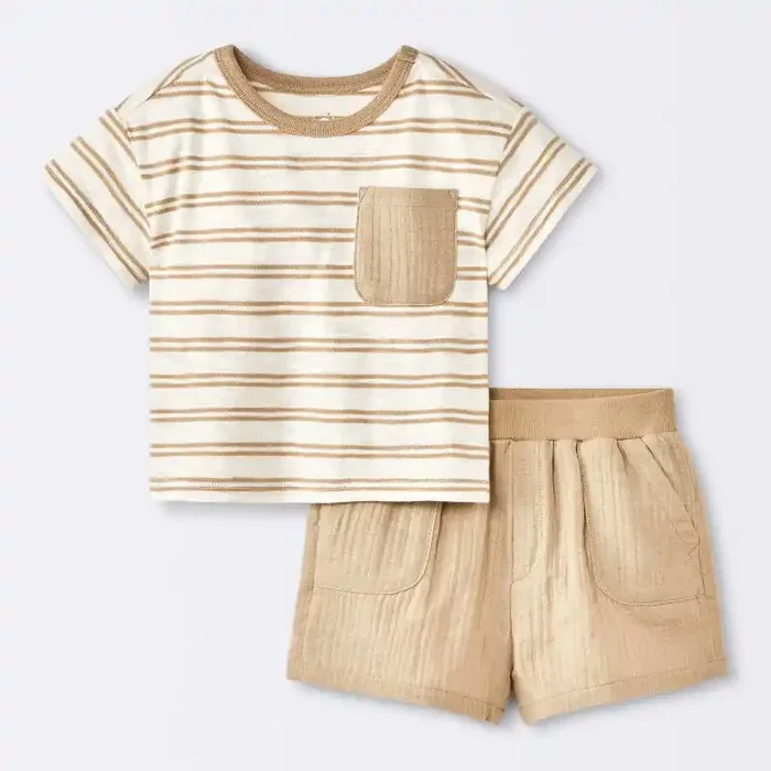 Baby Boys‘ 2pc Striped Pocket T-Shirt and Shorts Set – Cloud Island™ Tan 12M