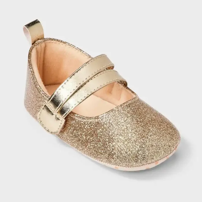 Baby Girls‘ Shimmer Flat Crib Shoes – Cat & Jack™ Gold 0-3M