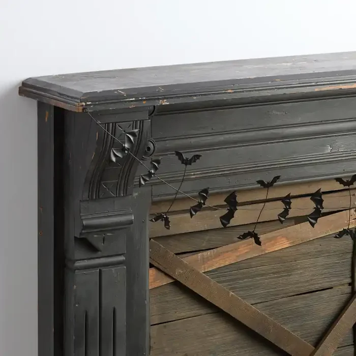 Black Metal Posable Bat Garland