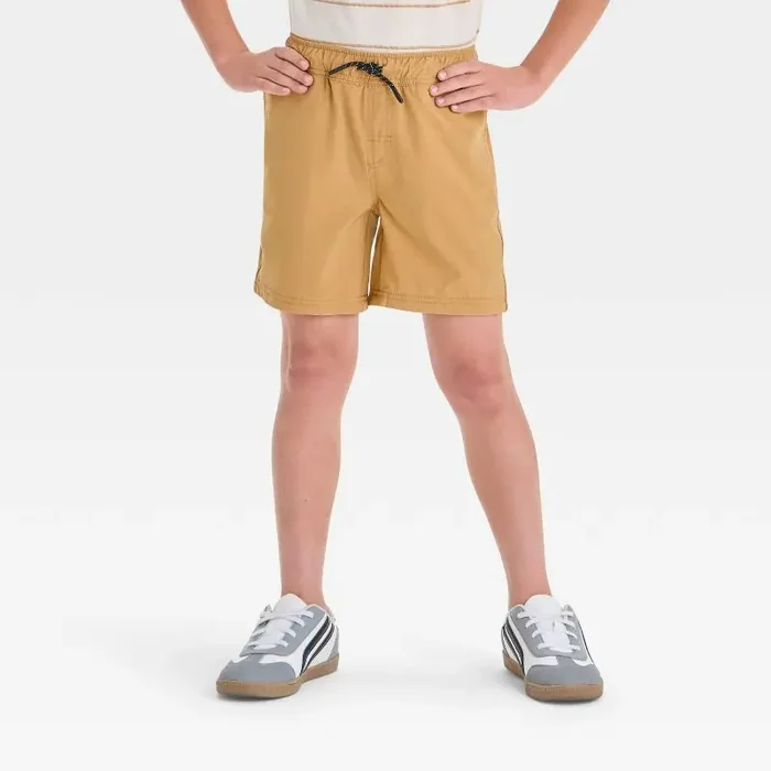 Boys‘ Quick Dry ‘Above the Knee‘ Pull-On Shorts – Cat & Jack™ Tan M Flexible Drawstring