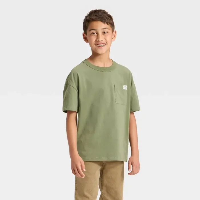 Boys‘ Short Sleeve Oversized T-Shirt – Cat & Jack™ Dark Olive XS
