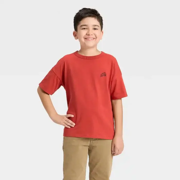 Boys‘ Short Sleeve Relaxed Fit T-Shirt – Cat & Jack™ Red S