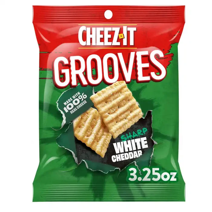 Cheez-It Cheese Crackers, Baked Snack Crackers, Office and Kids Snacks, Sharp White Cheddar, 3.25oz Pouch, 1 Pouch