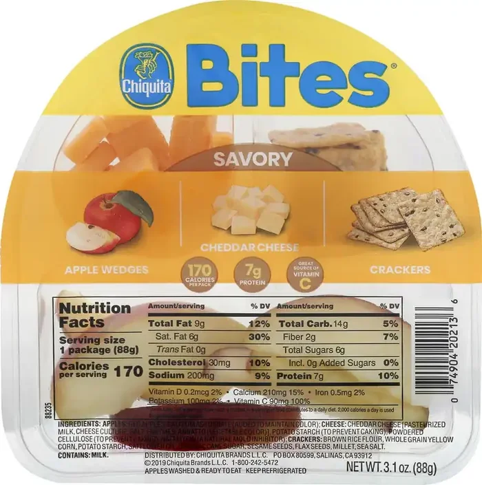 Chiquita Apple Wedges/Cheddar Cheese/Crackers Savory Bites 3.1 oz