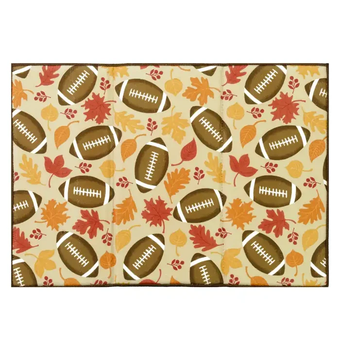 ESSENTIAL M M Essentials Football & Leaves Drying Mat, 14 in x 21 in