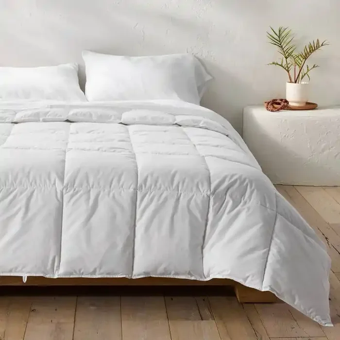 Full/Queen All Season Premium Down Alternative Comforter – Casaluna™ Hypoallergenic, 250 Thread Count, Percale Weave