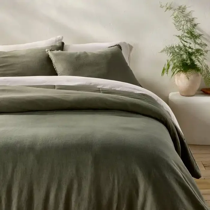 Full/Queen Heavyweight Linen Blend Comforter and Sham Set Olive Green – Casaluna™