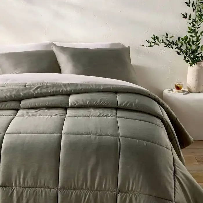 Full/Queen Rayon from Bamboo Comforter Set Olive Green – Casaluna™