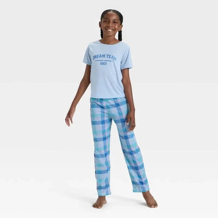 Girls‘ Short Sleeve Graphic T-Shirt and Pants Pajama Set – Cat & Jack™ Blue XL