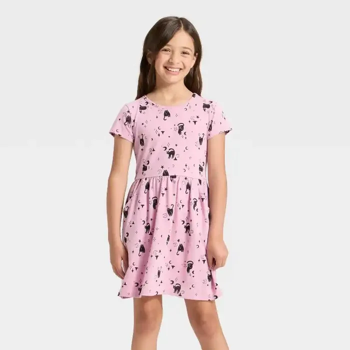 Girls‘ Short Sleeve Halloween Dress – Cat & Jack™ Lavender L