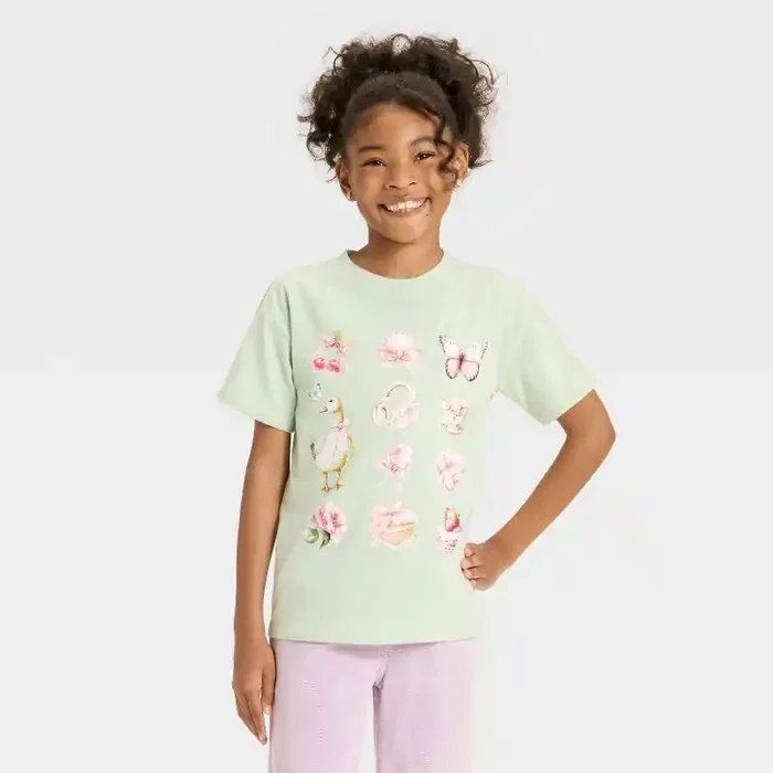 Girls‘ Short Sleeve Knit Oversized Graphic T-Shirt – Cat & Jack™ Light Green XS