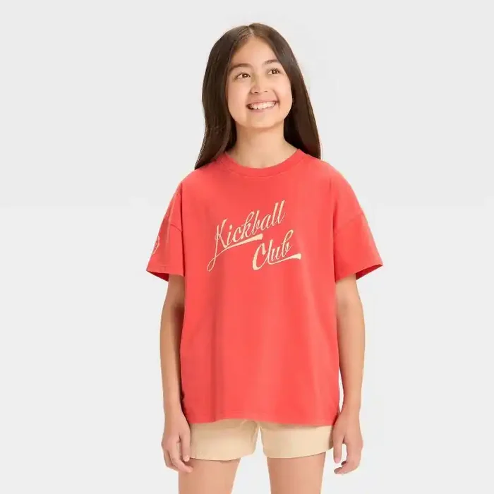 Girls‘ Short Sleeve Knit Oversized Graphic T-Shirt – Cat & Jack™ Red M