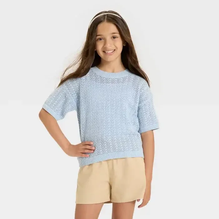 Girls‘ Short Sleeve Pullover Sweater – Cat & Jack™ Light Blue M