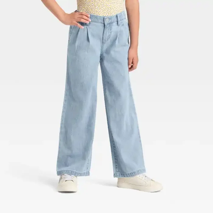 Girls‘ Wide Leg Jeans – Cat & Jack™ Light Wash M