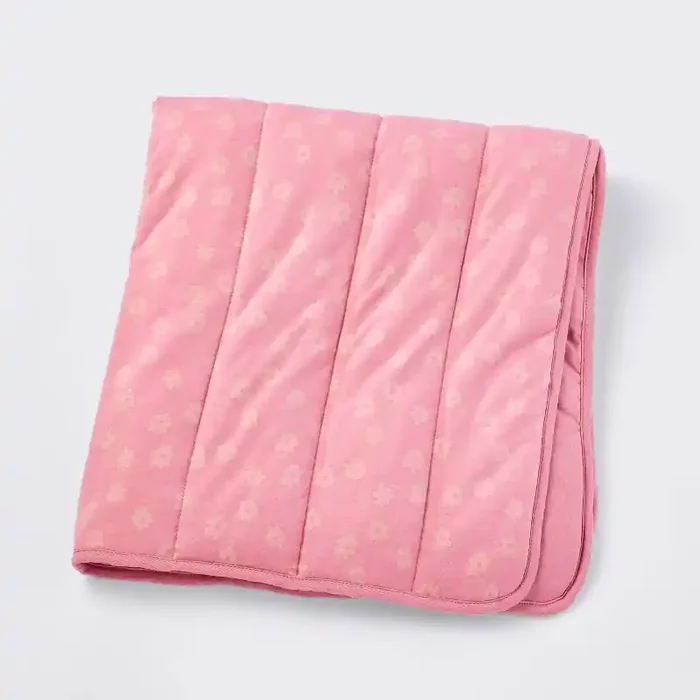 Rayon from Bamboo Jersey Quilted Blanket – Ditsy Floral – Pink – Cloud Island™