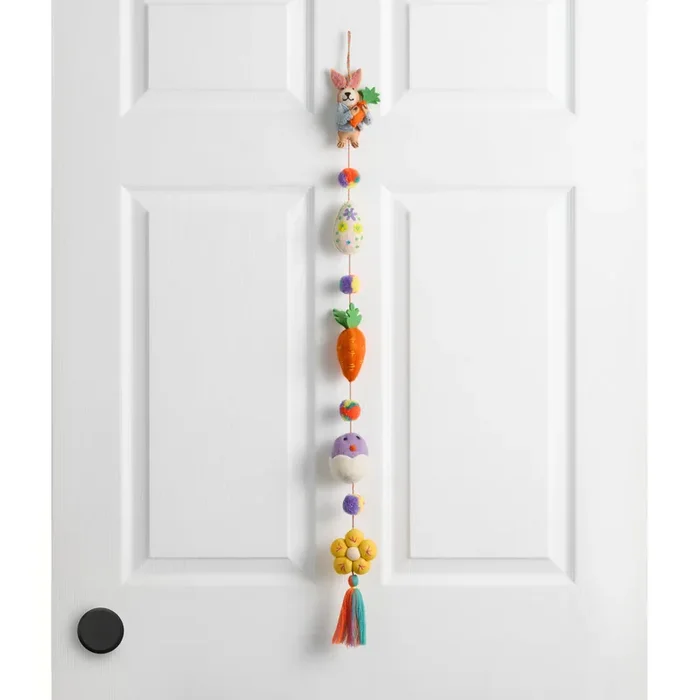 Wool Easter Icons Garland